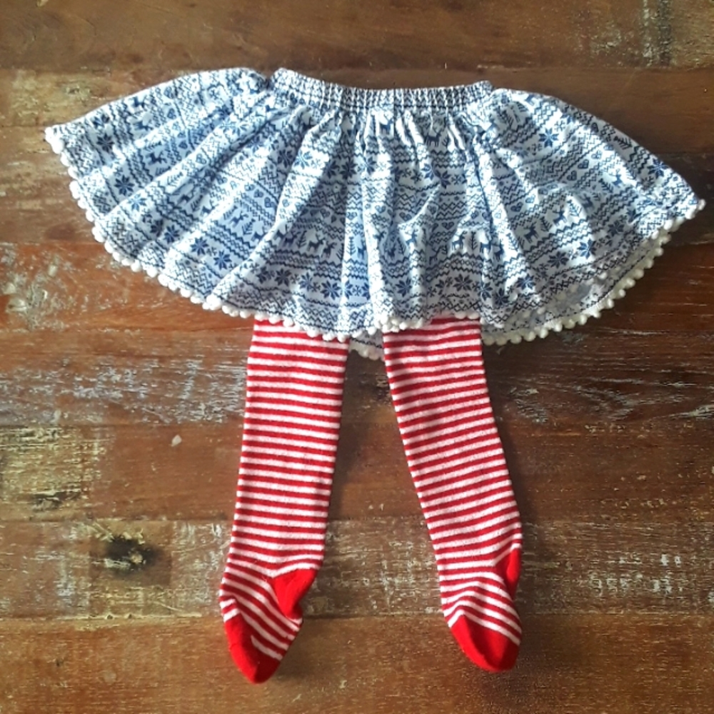 Mud Pie Christmas leggings with skirt attached
